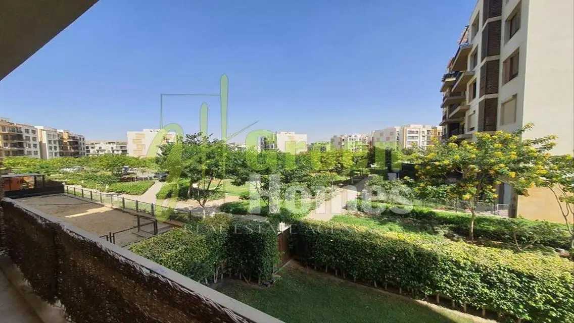Luxury Green Home for Sale with Ideal Space