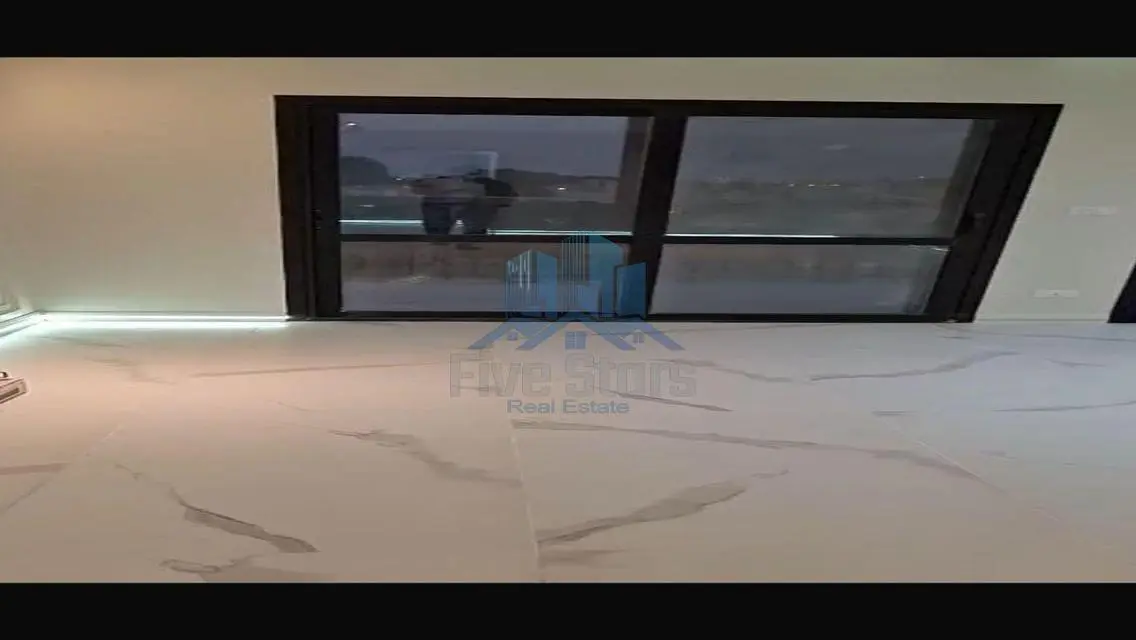 Luxurious 360 sqm Apartment in the Heart of the City