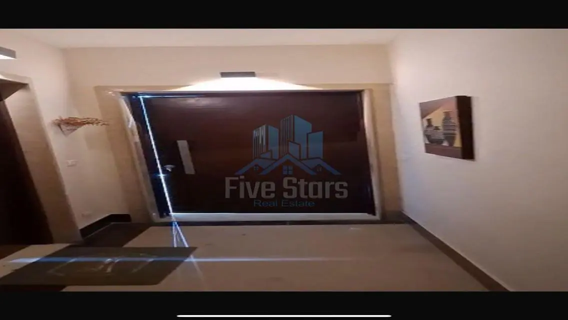 Luxurious 360 sqm Apartment in the Heart of the City