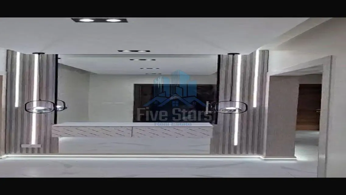 Luxurious 360 sqm Apartment in the Heart of the City
