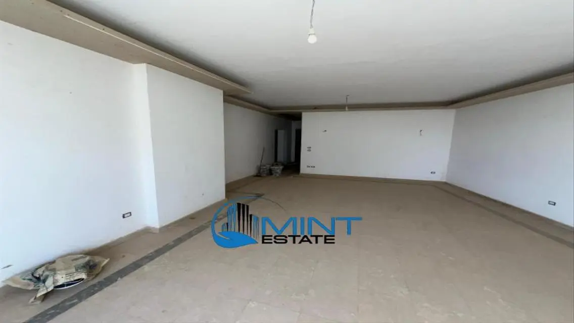 Luxury Apartment in Village Gardens - Katameya