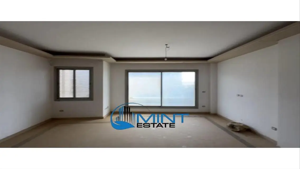 Luxury Apartment in Village Gardens - Katameya