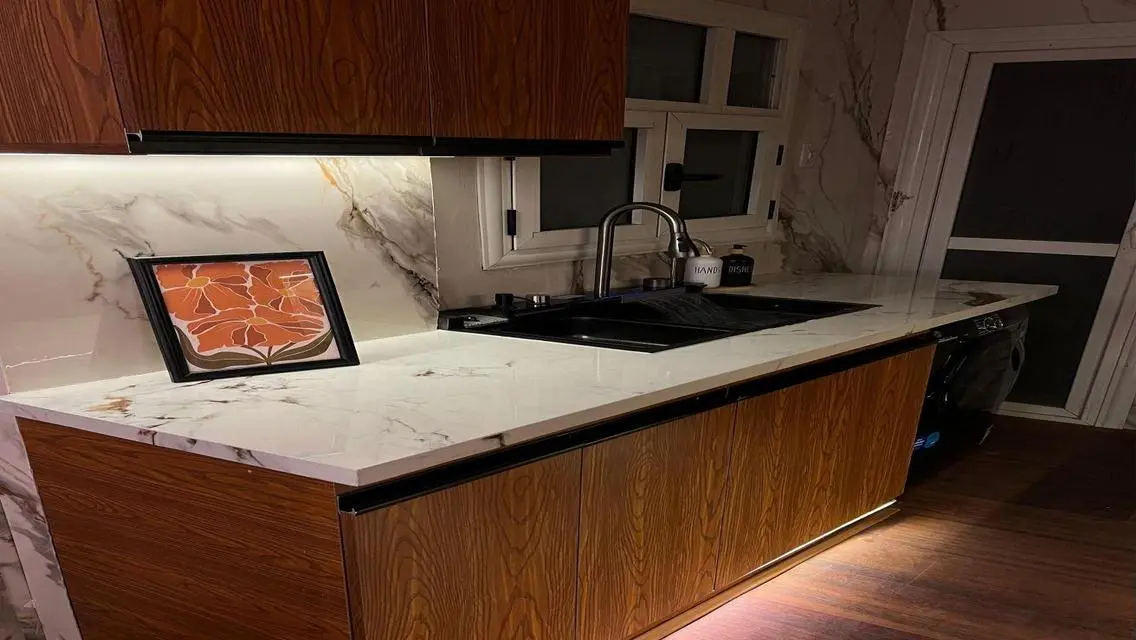Luxury Apartment for Rent in Prime Location - B12