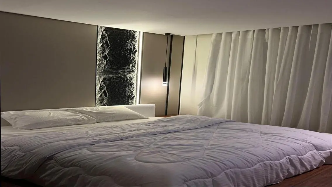 Luxury Apartment for Rent in Prime Location - B12