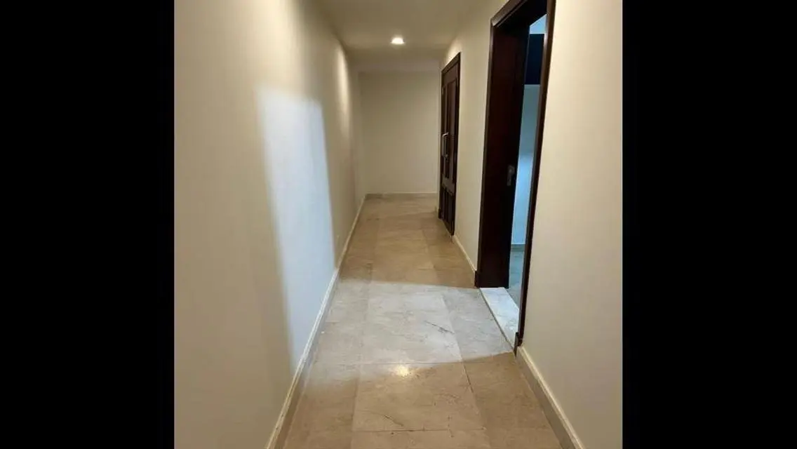 Luxury Apartment for Sale by the Lakes