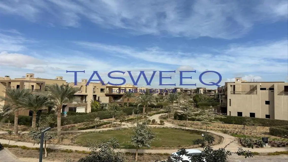 شقة فاخرة للبيع بمساحة 275 متر