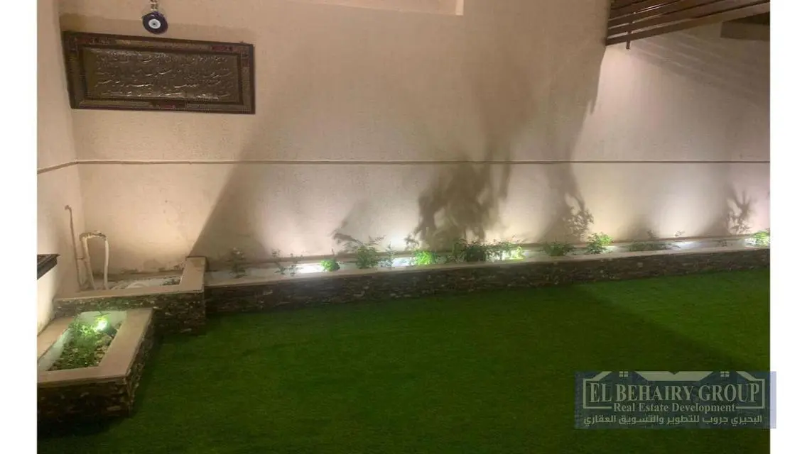 Luxury 3-Bedroom Apartment with Private Balcony and Garden