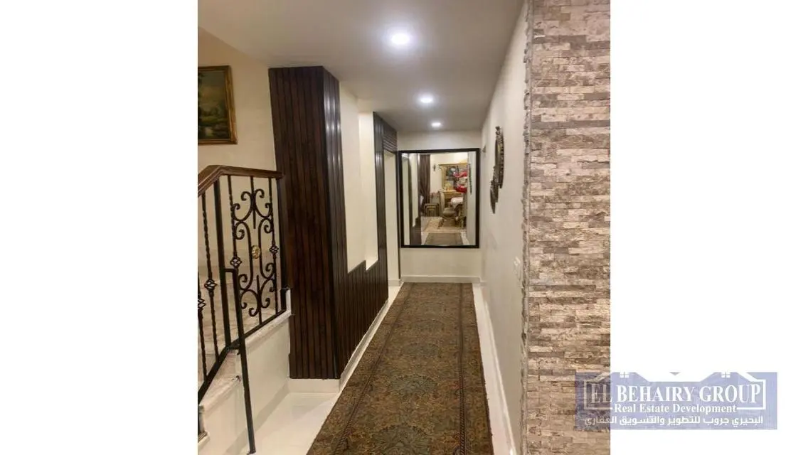 Luxury 3-Bedroom Apartment with Private Balcony and Garden