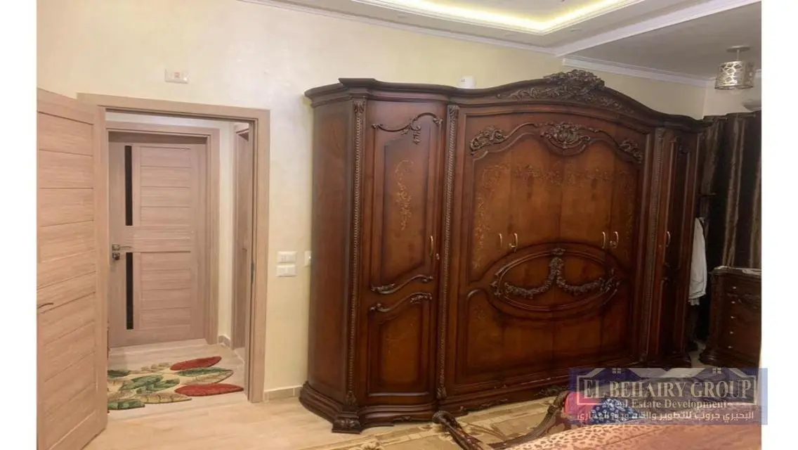 Luxury 3-Bedroom Apartment with Private Balcony and Garden