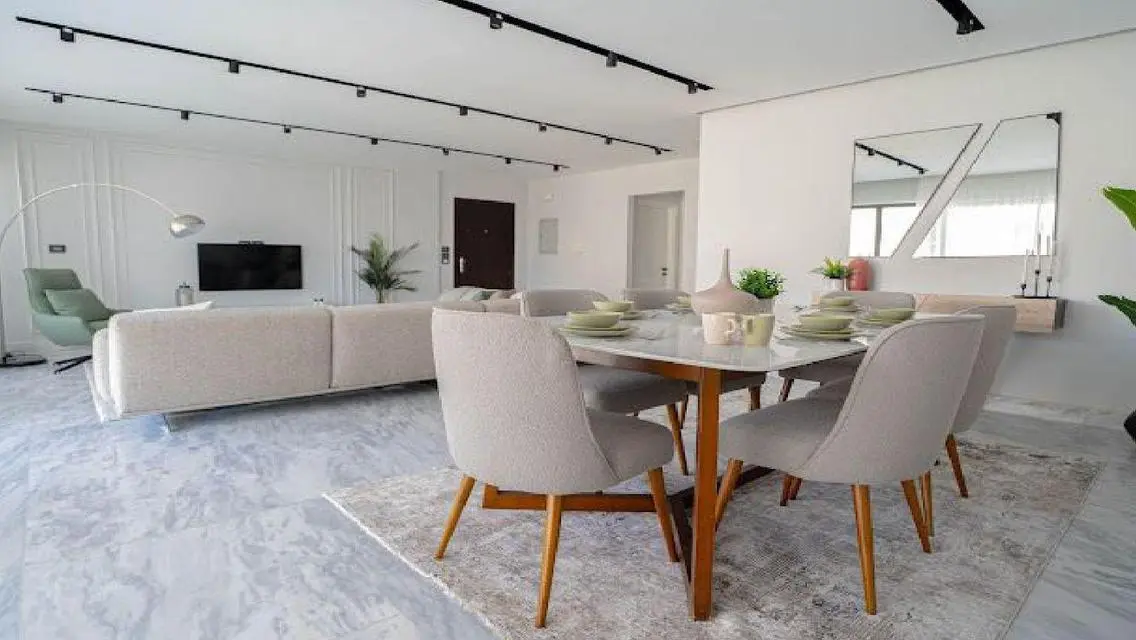 3-Bedroom Apartment with Lake View in Lake View Residence