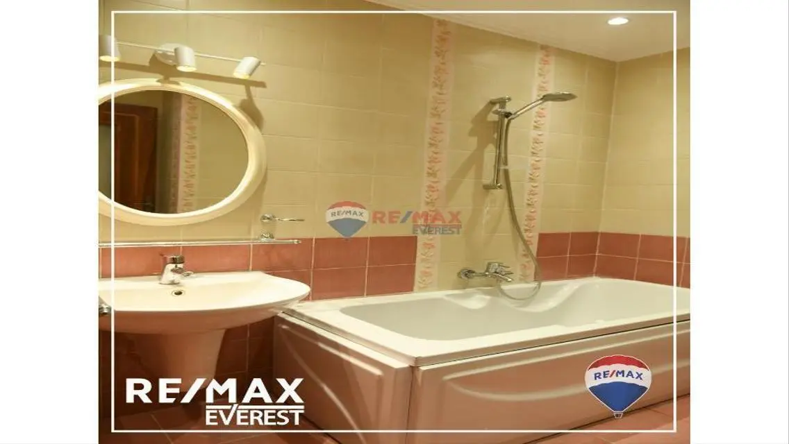 Luxurious 500 Sq.M Apartment in the Heart of the City