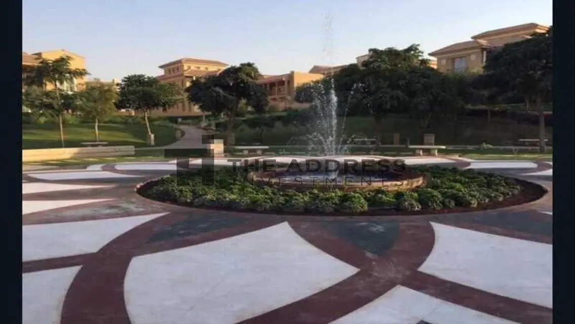 Stunning Villa for Sale in District 5 with Spacious Area