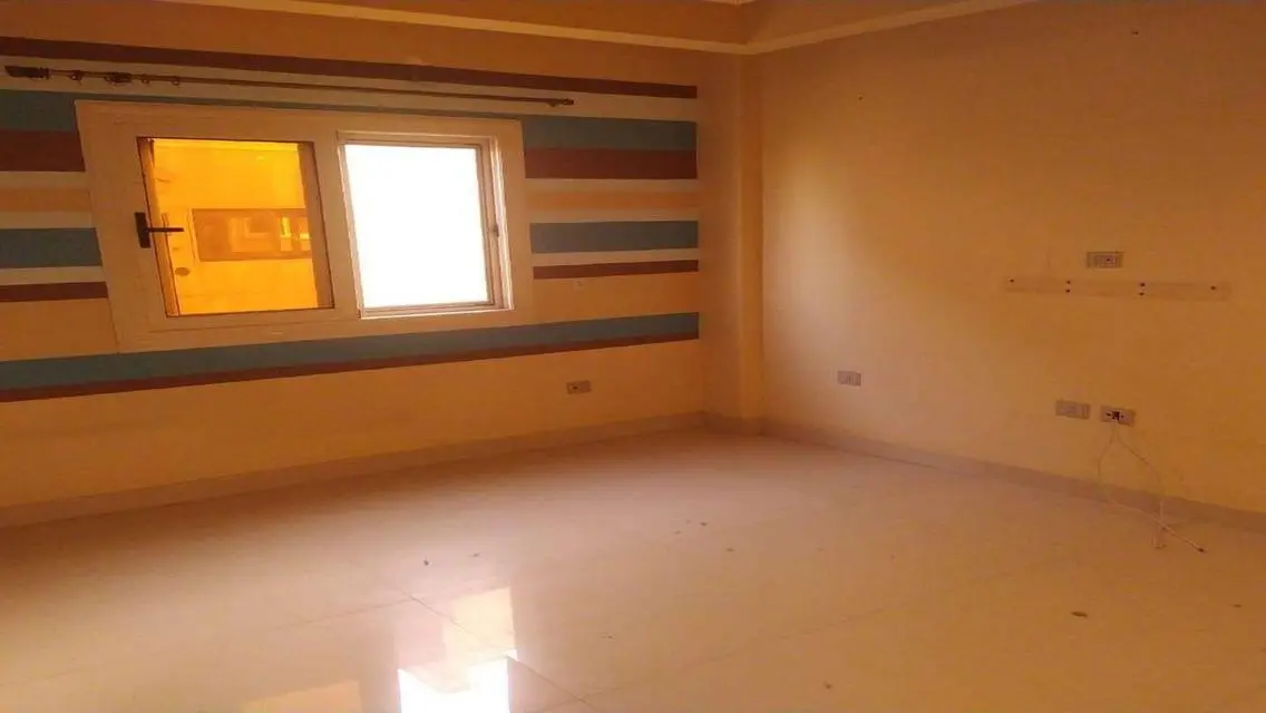 منزل رائع مع حديقة خاصة