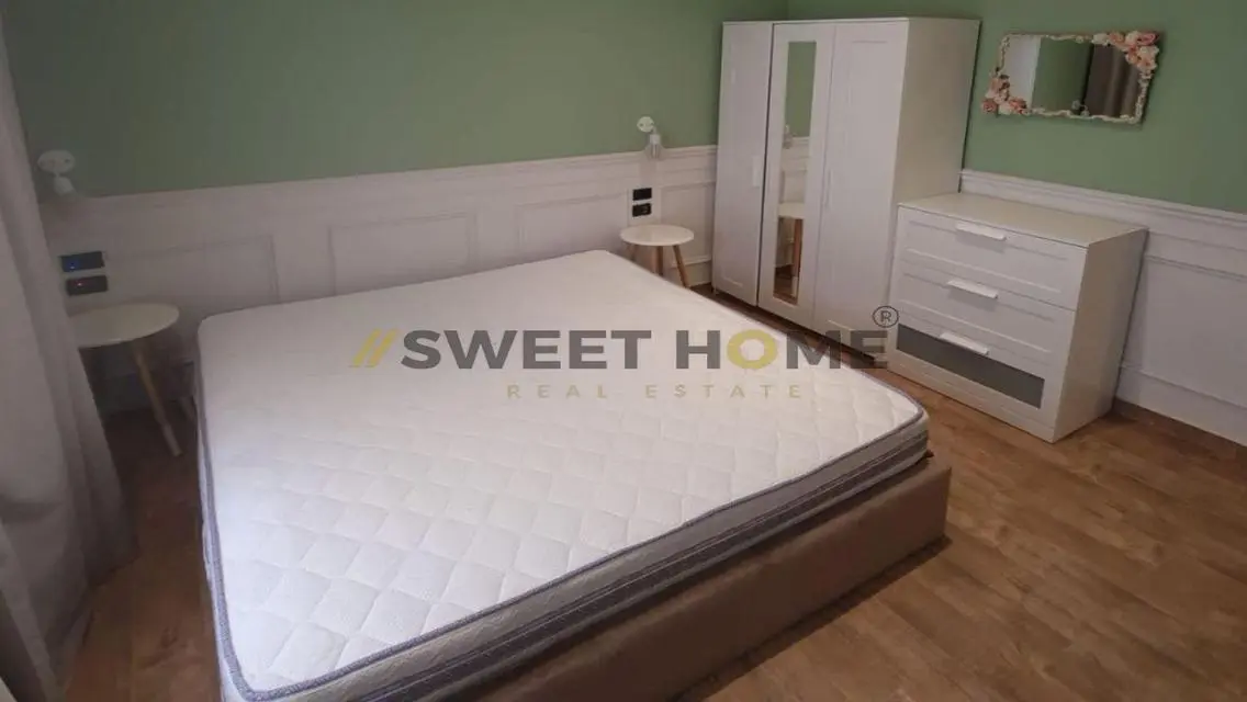 Apartment for Sale in 215 with Central AC and Balcony