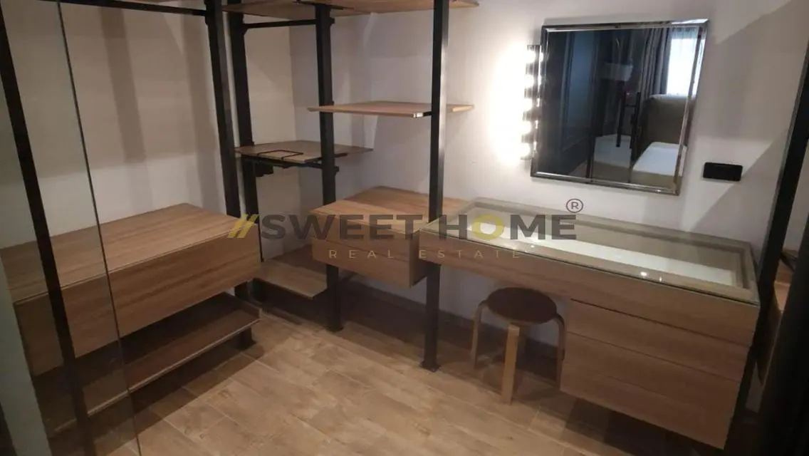 Apartment for Sale in 215 with Central AC and Balcony