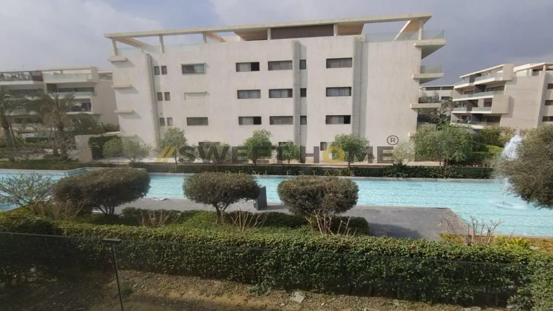 Apartment for Sale in 215 with Central AC and Balcony
