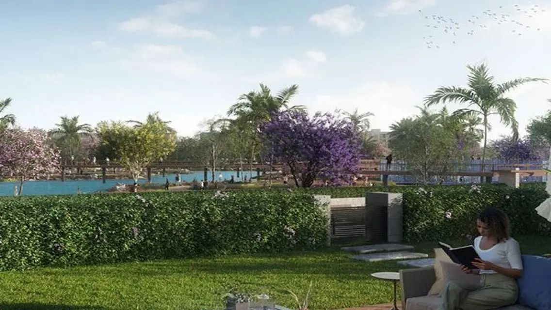 Luxury Apartment with 275 sqm Featuring Balcony and Security Guard