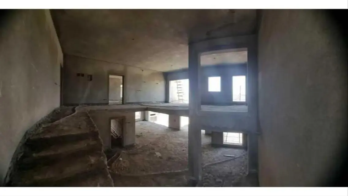 إقامة حجرية أنيقة في موقع متميز