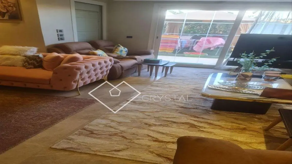 Luxurious Apartment with Private Garden in Prime Location