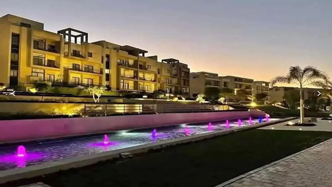 Fifth Square - Luxury Apartment for Sale