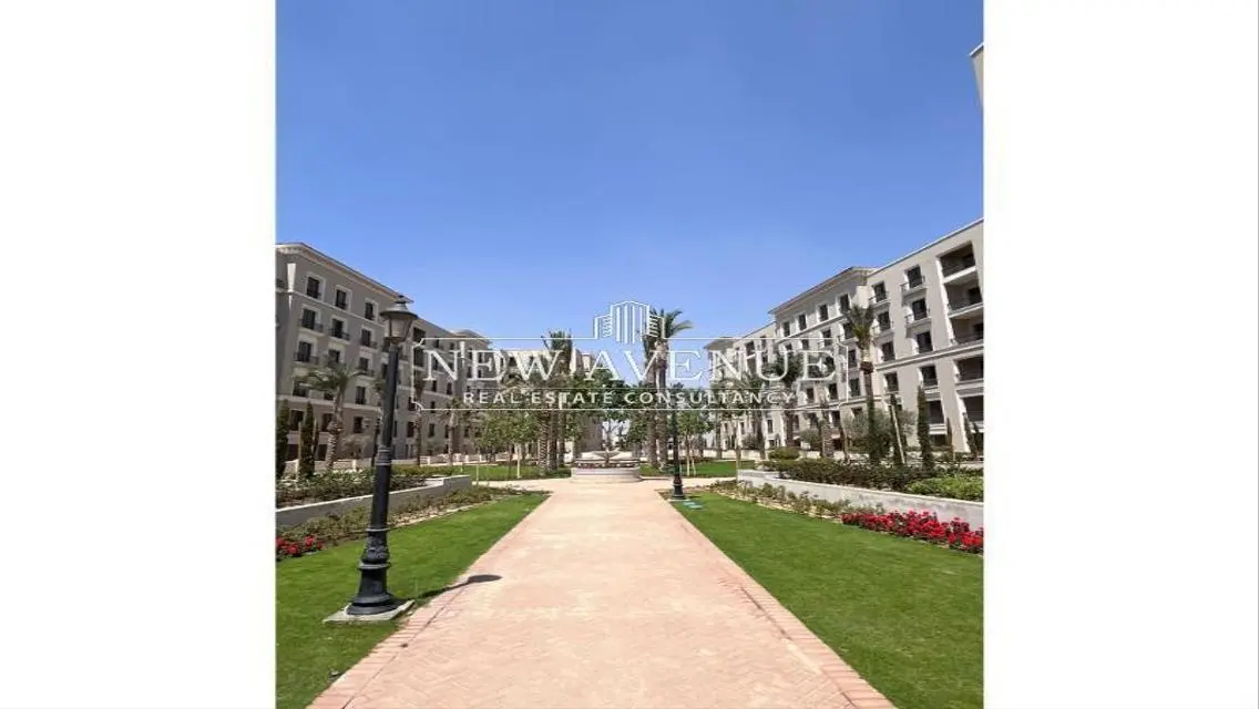 Luxury Apartment in Village West with Stunning View