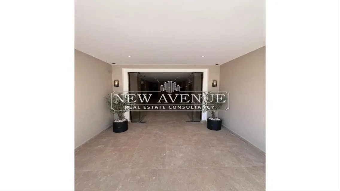 Luxury Apartment in Village West with Stunning View