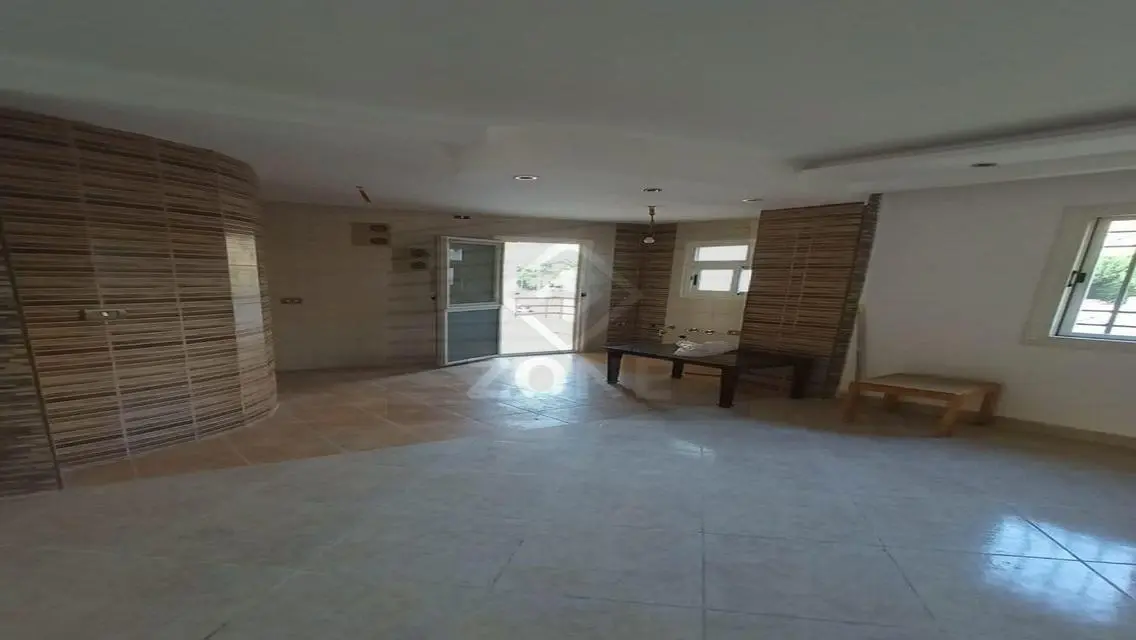 Luxury Apartment for Sale in Zone 215