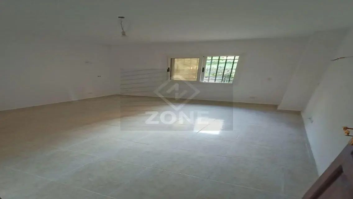 Luxury Apartment for Sale in Zone 215