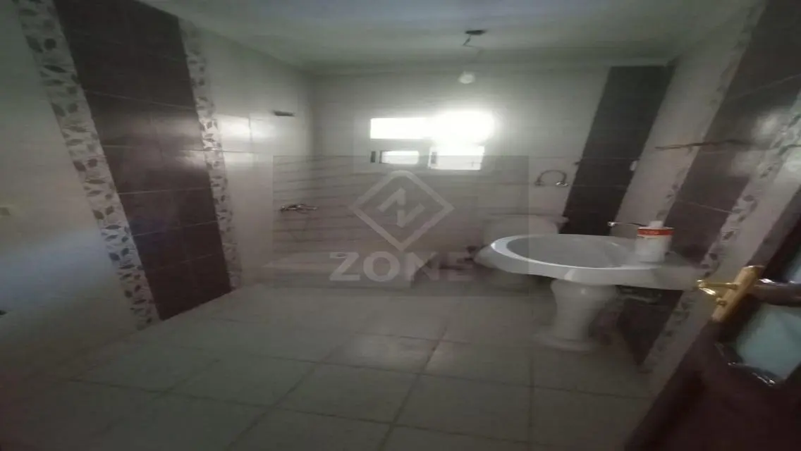 Luxury Apartment for Sale in Zone 215