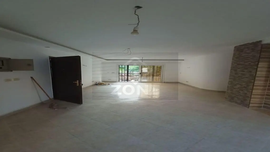 Luxury Apartment for Sale in Zone 215