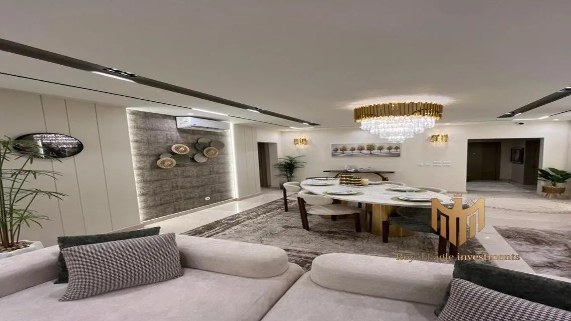 Luxurious Apartment for Sale with Central Air Conditioning and Stunning View
