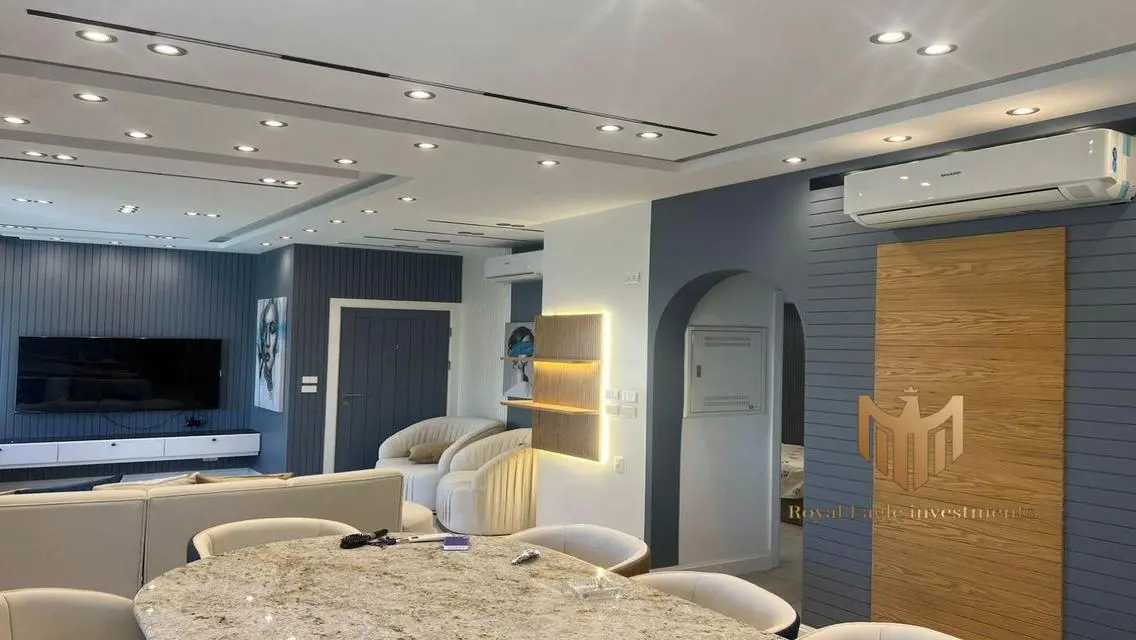 Luxury Home with Private Garden in 2313 Square Meters