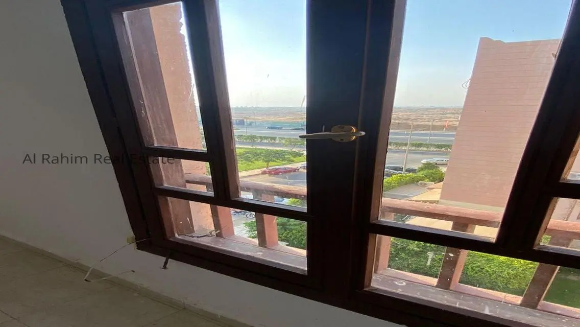 شقة فاخرة للبيع بمساحة 127 متر