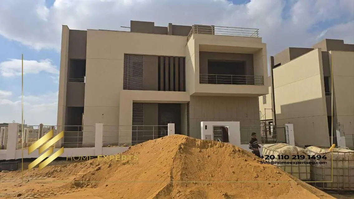Luxury Villa with Private Garden and Shared Pool