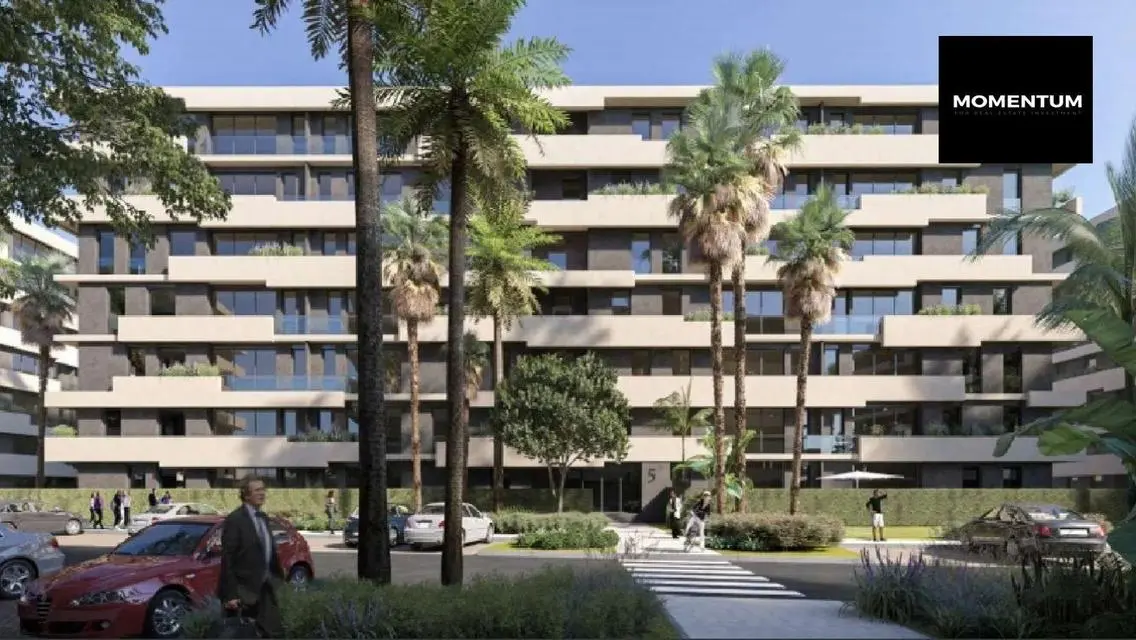 Luxury Apartment with Spacious Area and Private Garden