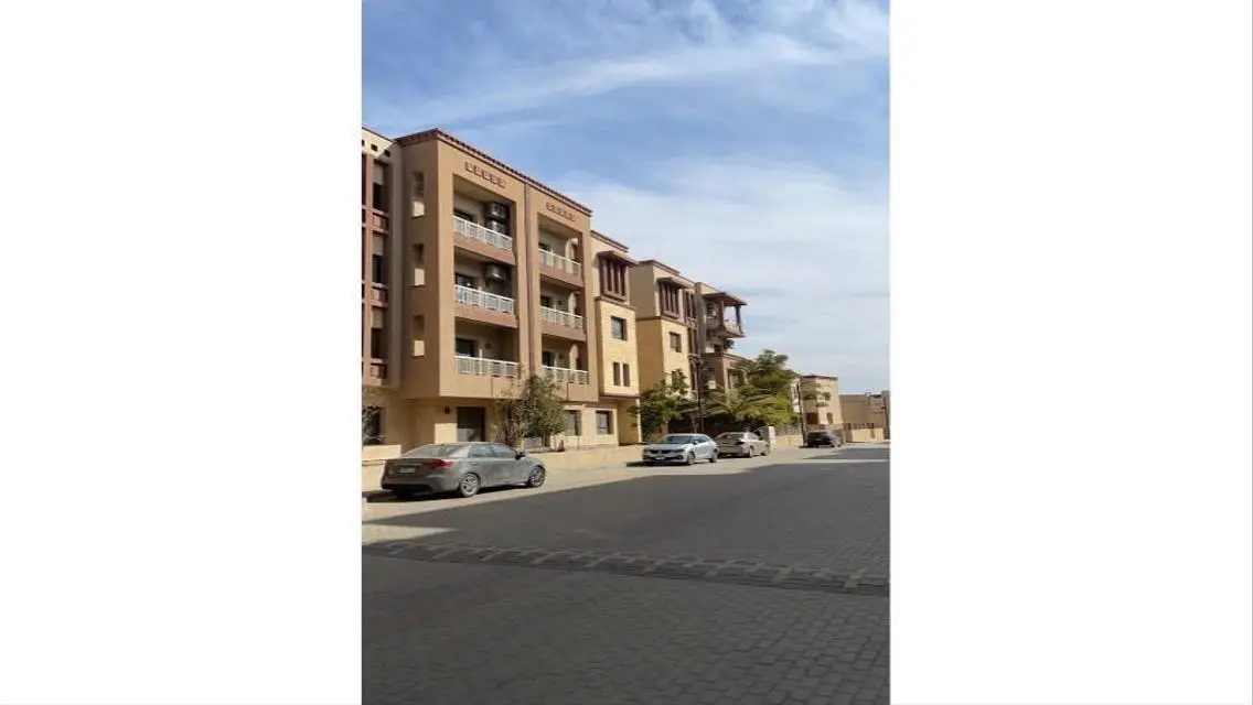 Stunning Mountain View Apartment in Icity