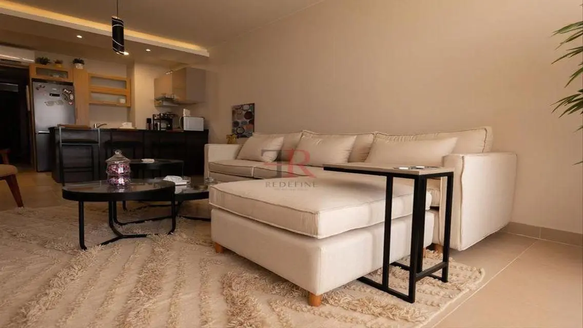 Luxury Apartment with Lake View and Balcony