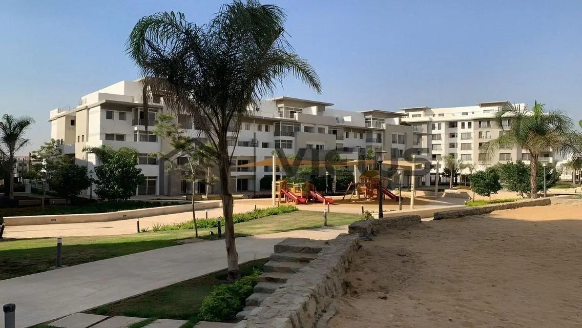 Luxury Apartment in Hyde Park with Premium Amenities