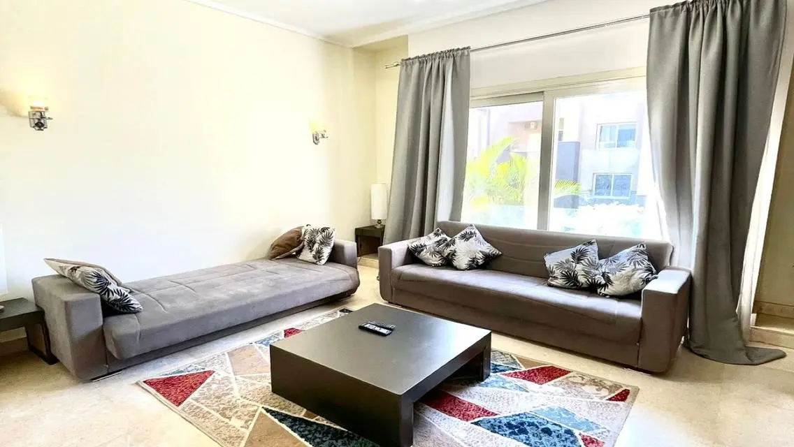Luxury Apartment with Spacious Layout in Prime Location