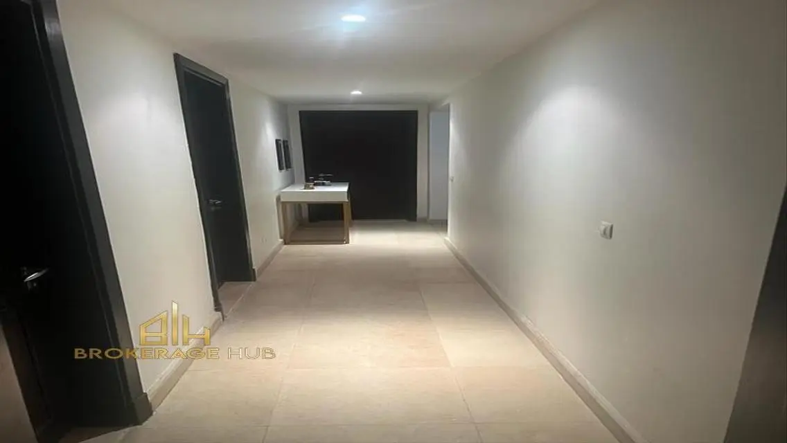 Luxury 3-Bedroom Apartment with Stunning View