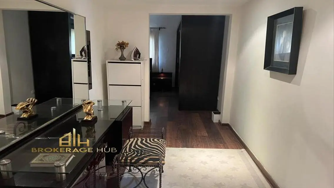 Luxury 3-Bedroom Apartment with Stunning View