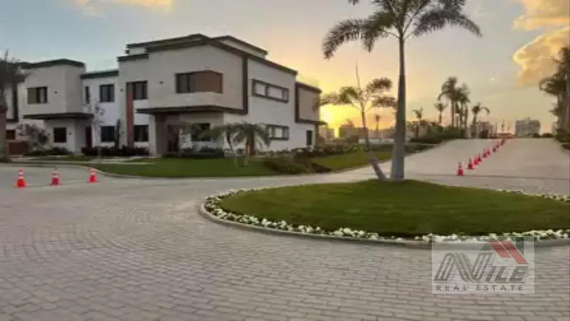 Luxury Villa with Private Pool and Garden