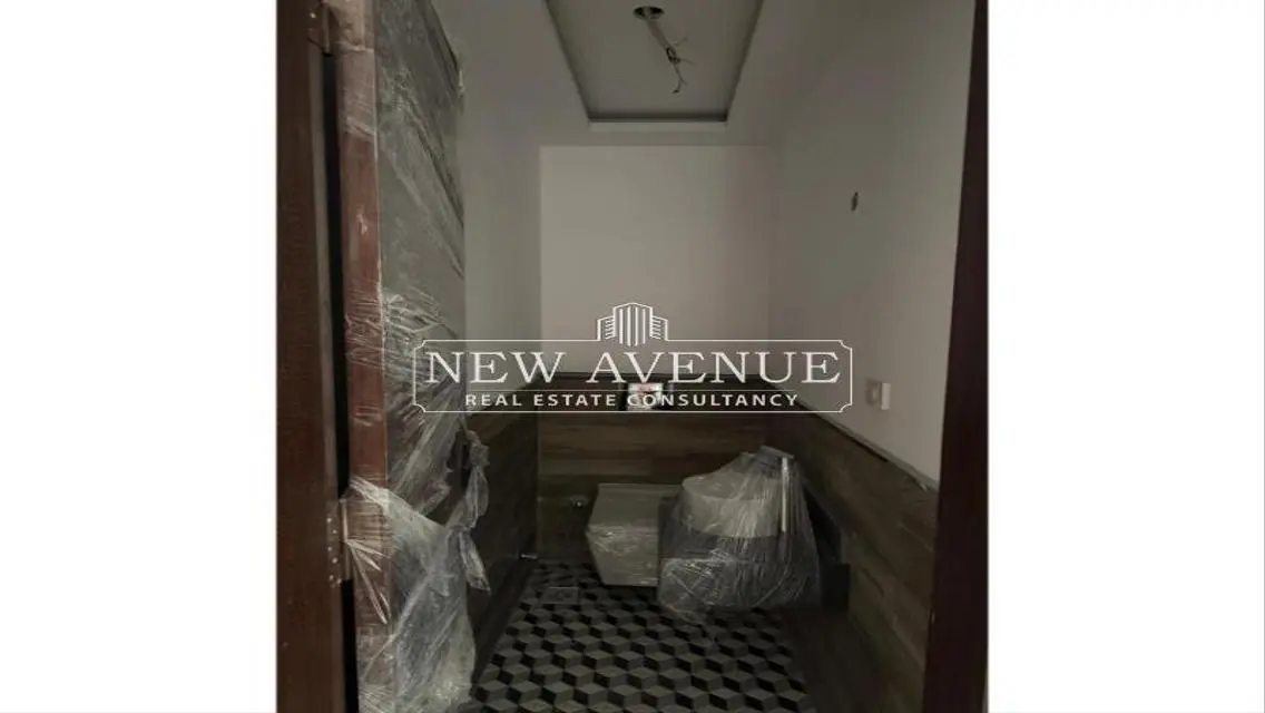 Luxurious Apartment for Sale Overlooking a Major Landmark