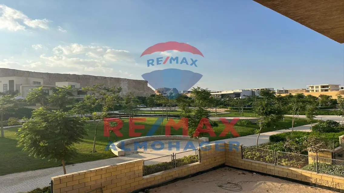 Luxury Villa with Private Pool and Garden in Prime Location