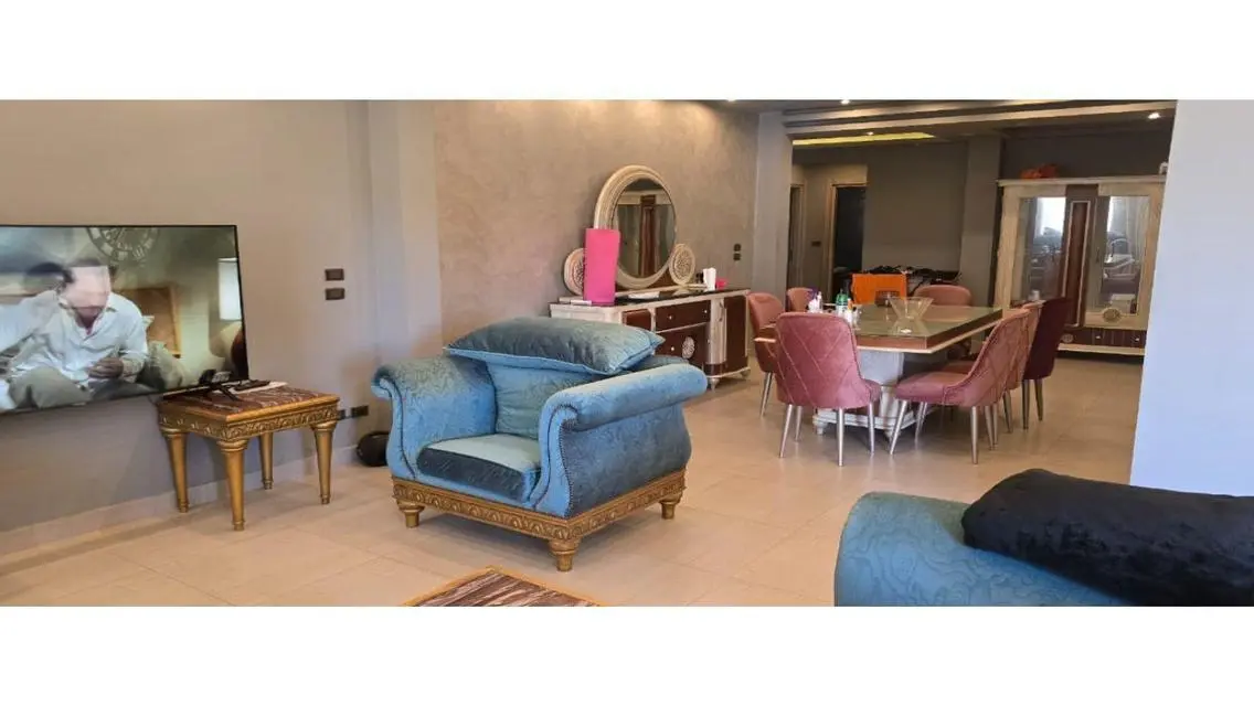 Apartment for Sale: 205 Square Meters at a Great Price