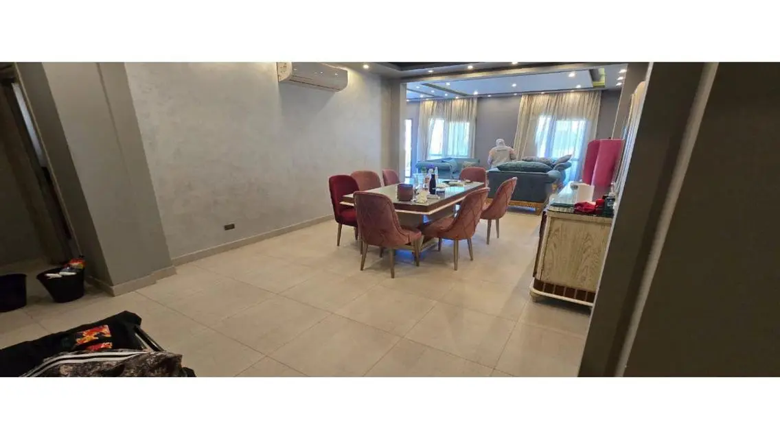 Apartment for Sale: 205 Square Meters at a Great Price