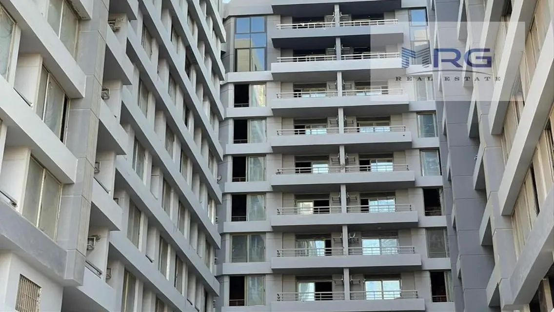 Luxurious Apartment for Sale in a Prime Location - 800 sqm