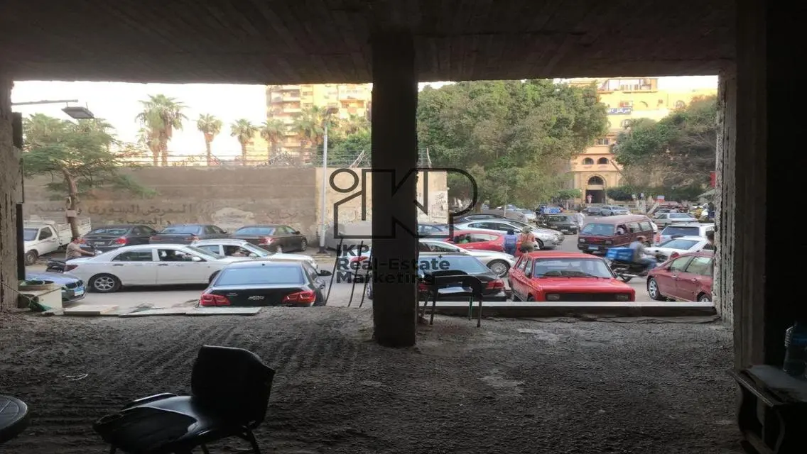 عقار فاخر بمساحة 800 متر بسعر مغري