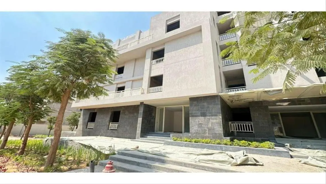 Luxury Villa for Sale with Private Pool and Garden