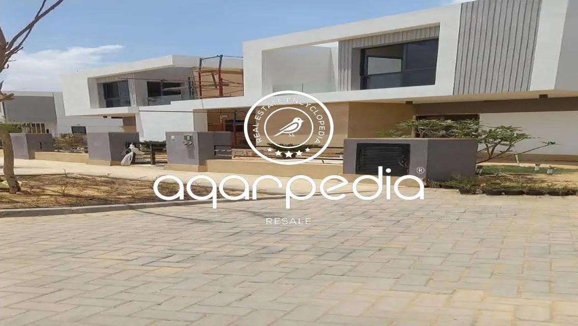 Luxurious Property in an Ideal Location with Private Garden and Balcony